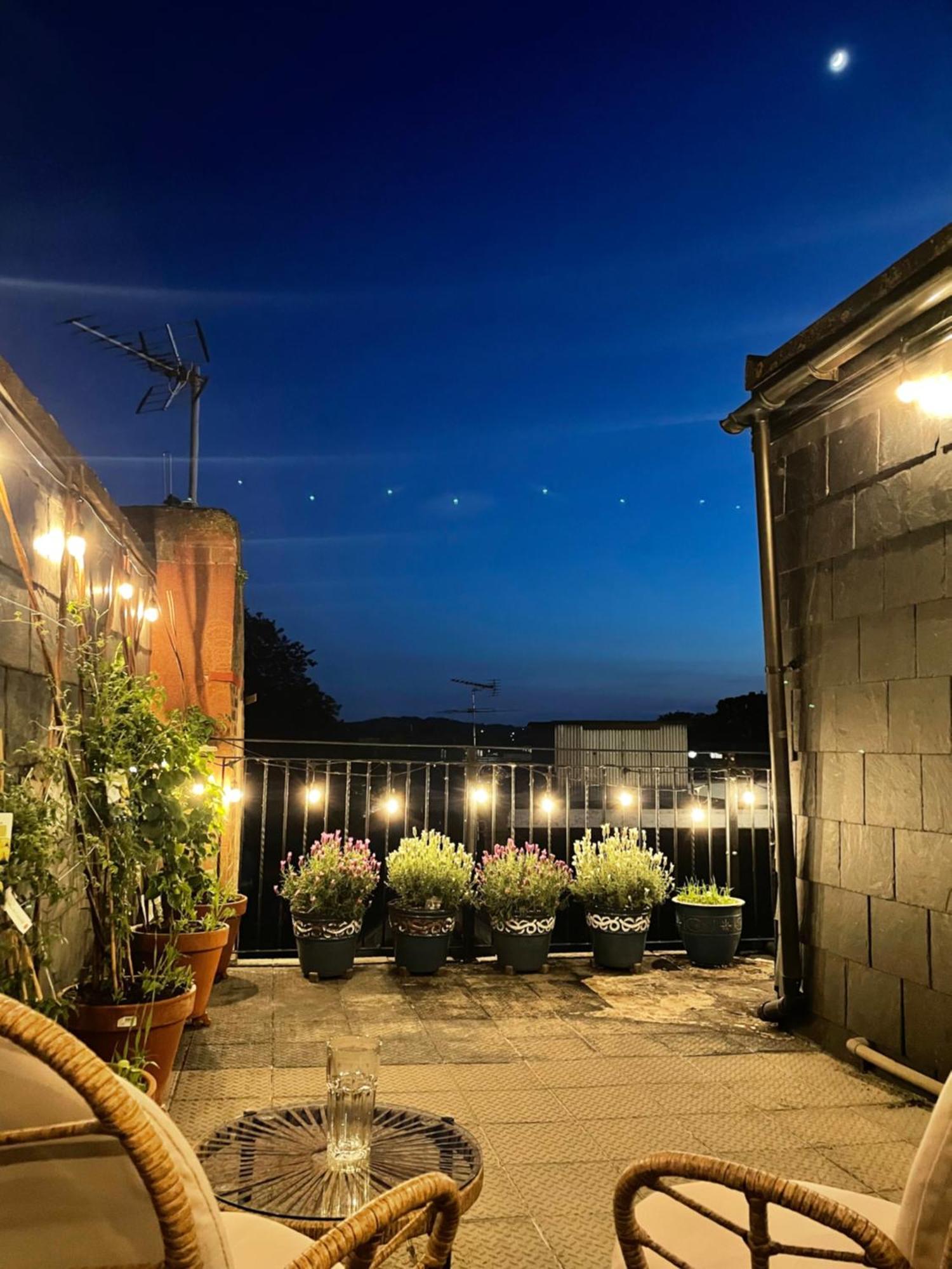 Ferienwohnung Epic Location, Views & Large Private Terrace Windsor Exterior foto